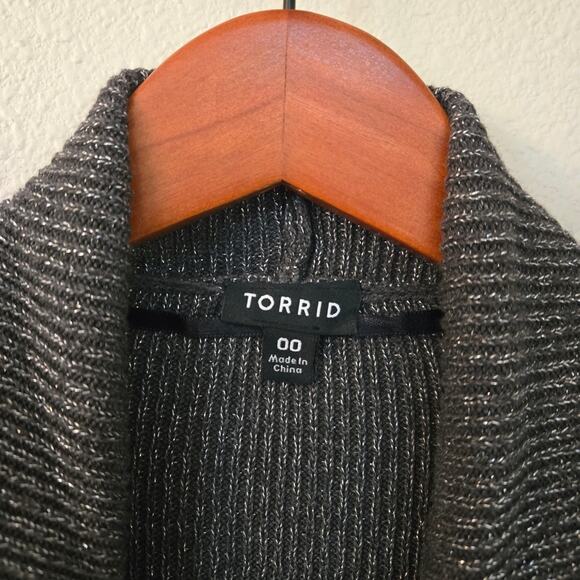 Torrid Women's Ribbed Cardigan Drape Front Shawl Sweater Grey Silver Size M/10 - Picture 7 of 9